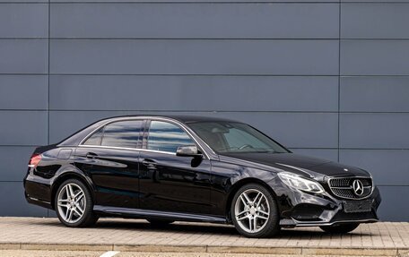 Mercedes-Benz E-Класс, 2015 год, 2 395 000 рублей, 3 фотография