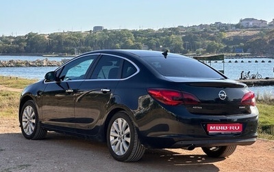 Opel Astra J, 2013 год, 700 000 рублей, 1 фотография