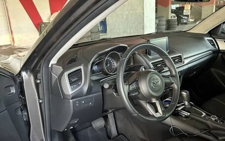 Mazda 3, 2018 год, 1 670 000 рублей, 5 фотография