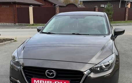 Mazda 3, 2018 год, 1 670 000 рублей, 6 фотография