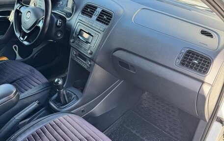 Volkswagen Polo VI (EU Market), 2016 год, 1 050 000 рублей, 7 фотография