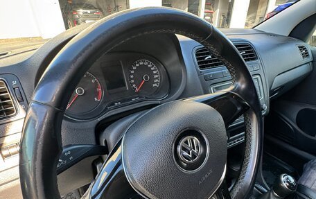 Volkswagen Polo VI (EU Market), 2016 год, 1 050 000 рублей, 26 фотография