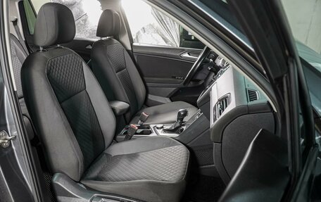 Volkswagen Tiguan II, 2017 год, 1 960 000 рублей, 10 фотография