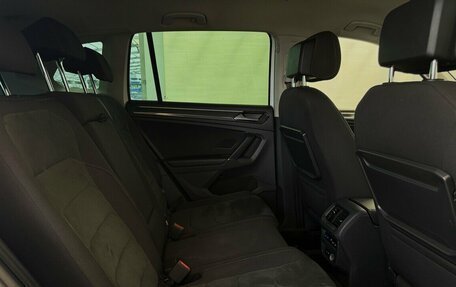 Volkswagen Tiguan II, 2018 год, 2 050 000 рублей, 15 фотография