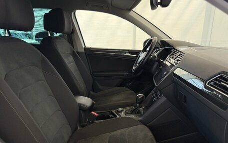 Volkswagen Tiguan II, 2018 год, 2 050 000 рублей, 14 фотография