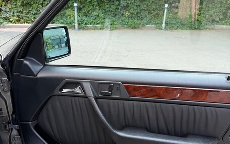 Mercedes-Benz W124, 1992 год, 7 490 000 рублей, 21 фотография
