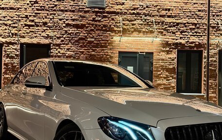 Mercedes-Benz E-Класс, 2016 год, 2 700 000 рублей, 2 фотография