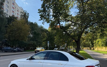 Mercedes-Benz E-Класс, 2016 год, 2 700 000 рублей, 13 фотография