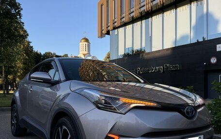 Toyota C-HR I рестайлинг, 2018 год, 1 900 000 рублей, 21 фотография