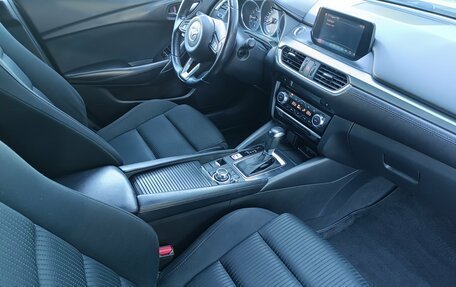 Mazda 6, 2018 год, 1 820 000 рублей, 10 фотография