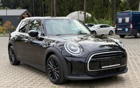 MINI Hatch, 2021 год, 1 950 000 рублей, 11 фотография