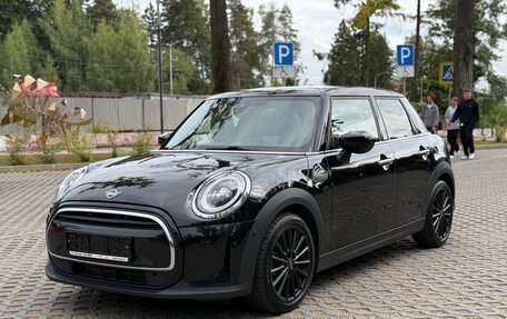 MINI Hatch, 2021 год, 1 950 000 рублей, 12 фотография