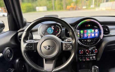 MINI Hatch, 2021 год, 1 950 000 рублей, 23 фотография