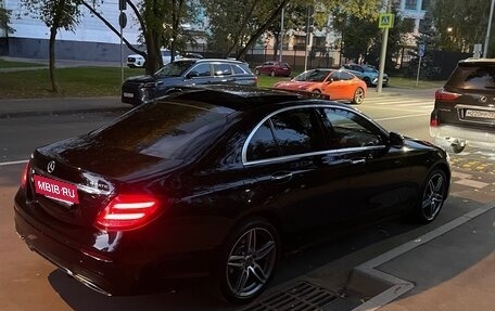 Mercedes-Benz E-Класс, 2019 год, 3 700 000 рублей, 2 фотография
