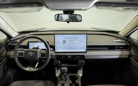 Toyota RAV4, 2026 год, 4 290 000 рублей, 19 фотография