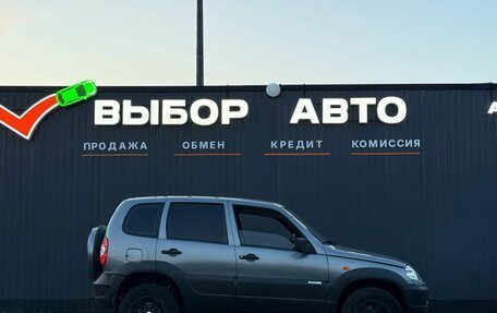 Chevrolet Niva I рестайлинг, 2011 год, 510 000 рублей, 3 фотография