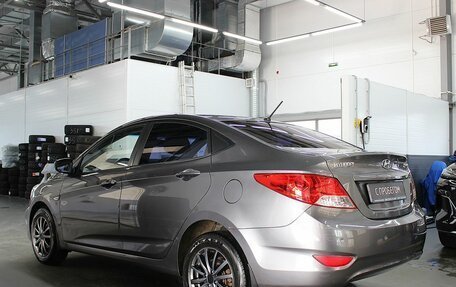 Hyundai Solaris II рестайлинг, 2011 год, 570 000 рублей, 4 фотография