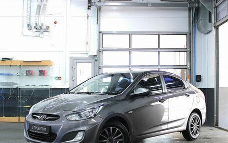 Hyundai Solaris II рестайлинг, 2011 год, 570 000 рублей, 1 фотография