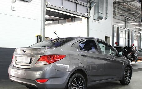 Hyundai Solaris II рестайлинг, 2011 год, 570 000 рублей, 6 фотография