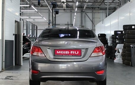 Hyundai Solaris II рестайлинг, 2011 год, 570 000 рублей, 5 фотография