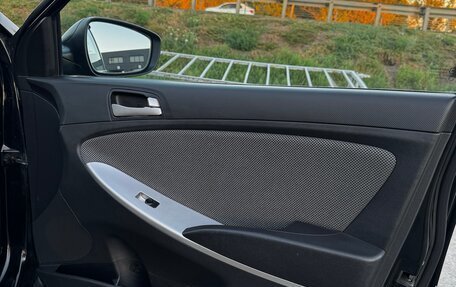 Hyundai Solaris II рестайлинг, 2013 год, 880 000 рублей, 11 фотография