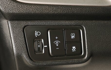 Hyundai Solaris II рестайлинг, 2019 год, 1 049 000 рублей, 16 фотография