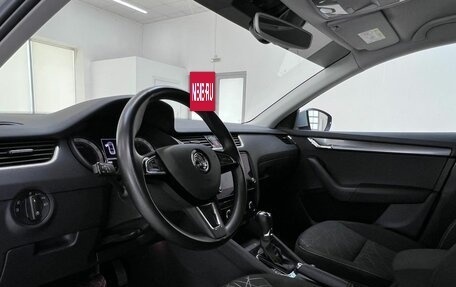 Skoda Octavia, 2020 год, 2 390 000 рублей, 9 фотография