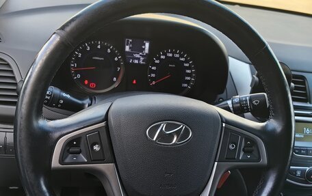 Hyundai Solaris II рестайлинг, 2016 год, 795 000 рублей, 8 фотография