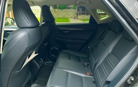 Lexus NX I, 2015 год, 2 900 000 рублей, 15 фотография