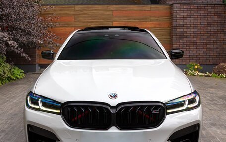 BMW 5 серия, 2018 год, 5 500 000 рублей, 1 фотография