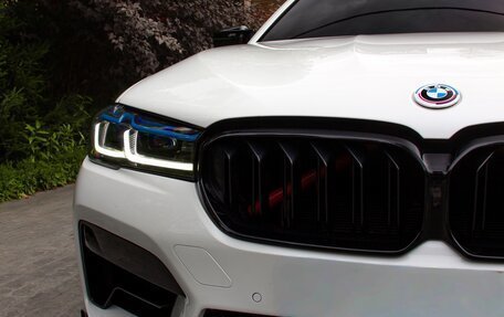 BMW 5 серия, 2018 год, 5 500 000 рублей, 2 фотография