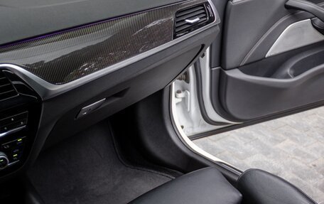 BMW 5 серия, 2018 год, 5 500 000 рублей, 23 фотография