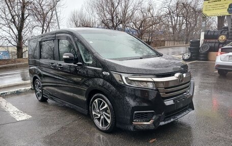 Honda Stepwgn IV, 2019 год, 2 260 000 рублей, 2 фотография