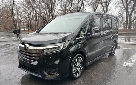 Honda Stepwgn IV, 2019 год, 2 260 000 рублей, 3 фотография
