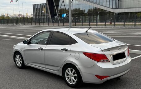 Hyundai Solaris II рестайлинг, 2014 год, 850 000 рублей, 4 фотография