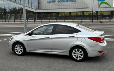 Hyundai Solaris II рестайлинг, 2014 год, 850 000 рублей, 3 фотография