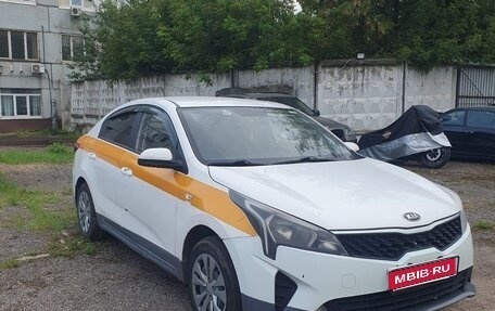 KIA Rio IV, 2021 год, 800 000 рублей, 2 фотография