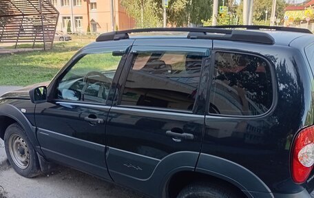 Chevrolet Niva I рестайлинг, 2019 год, 700 000 рублей, 4 фотография