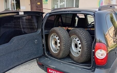 Chevrolet Niva I рестайлинг, 2019 год, 700 000 рублей, 6 фотография