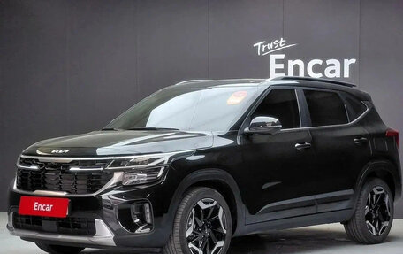 KIA Seltos I, 2023 год, 1 900 000 рублей, 2 фотография