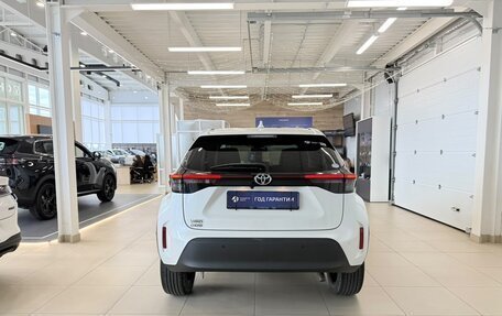 Toyota Yaris Cross, 2021 год, 2 249 900 рублей, 5 фотография