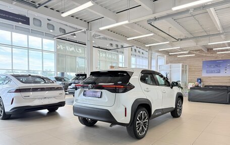 Toyota Yaris Cross, 2021 год, 2 249 900 рублей, 6 фотография