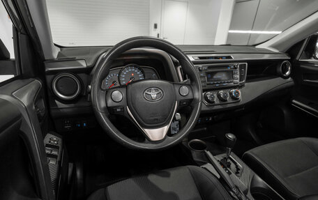 Toyota RAV4, 2013 год, 1 695 000 рублей, 7 фотография