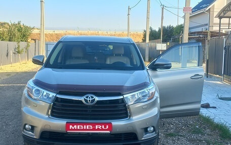 Toyota Highlander III, 2014 год, 2 750 000 рублей, 12 фотография