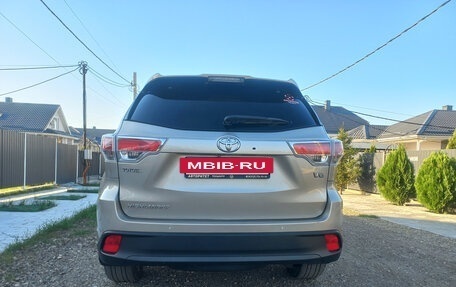 Toyota Highlander III, 2014 год, 2 750 000 рублей, 9 фотография
