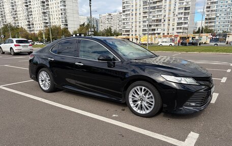 Toyota Camry, 2019 год, 3 300 000 рублей, 5 фотография