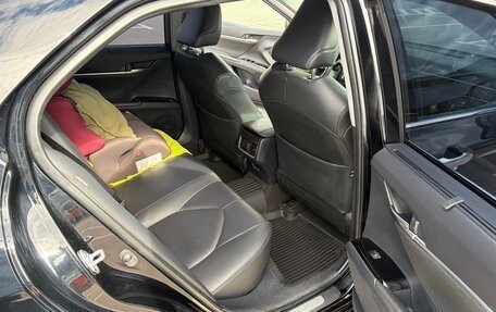 Toyota Camry, 2019 год, 3 300 000 рублей, 11 фотография