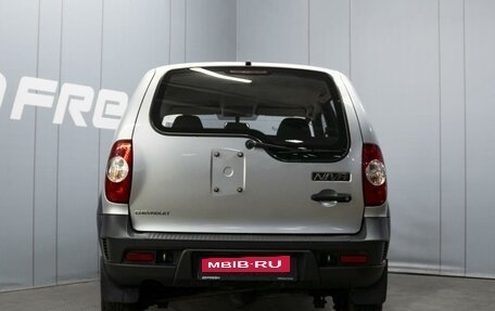 Chevrolet Niva I рестайлинг, 2012 год, 590 000 рублей, 4 фотография