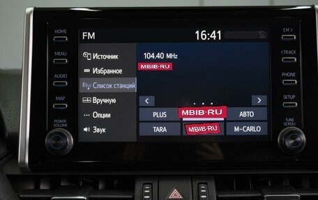 Toyota RAV4, 2021 год, 3 790 000 рублей, 17 фотография