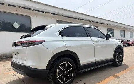 Honda Vezel, 2025 год, 1 837 000 рублей, 2 фотография